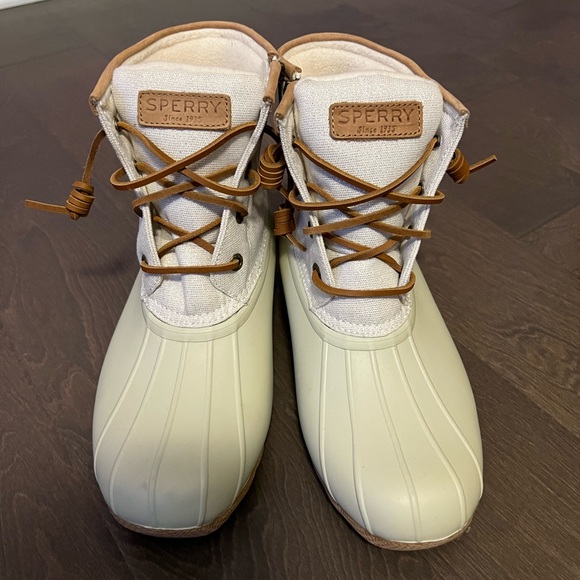 Sperry boots size: 9 - Picture 1 of 4